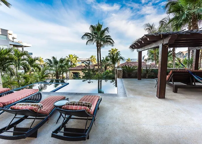 Hacienda Beach Club&Residences